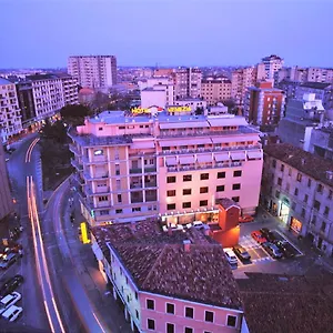 Отель Venezia, Местре