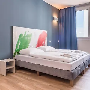 Хостел A&o Venezia, Местре